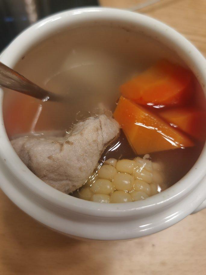 大谷小谷_______做的炖盅靓汤:排骨莲藕汤