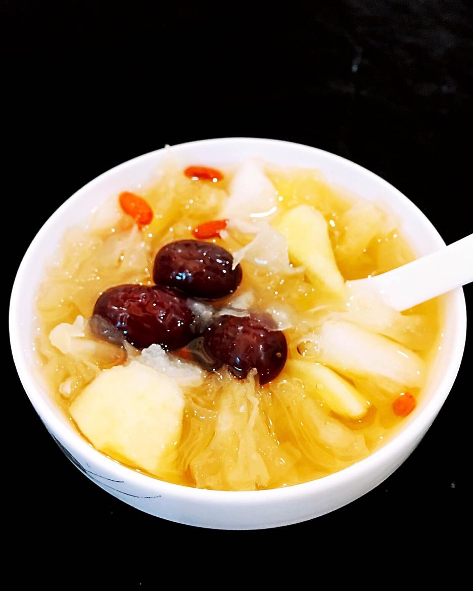 微笑在我心中做的木瓜银耳莲子羹