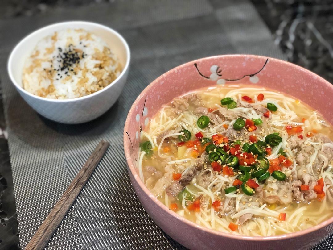 肥牛金针菇