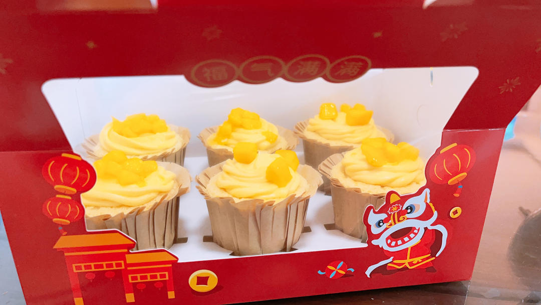 椰子戚风杯子蛋糕