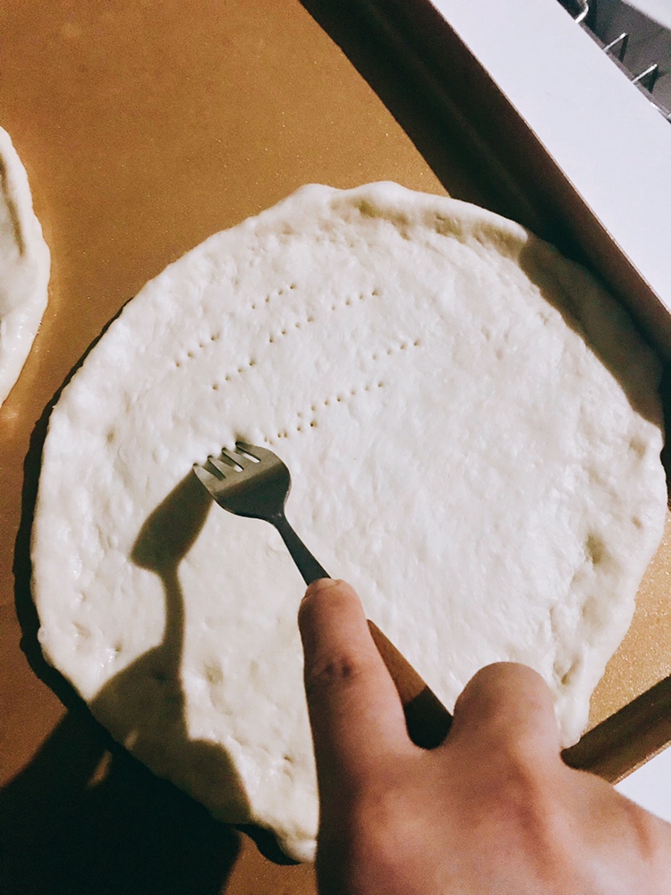 简易版玉米青豆火腿披萨🍕的做法 步骤9