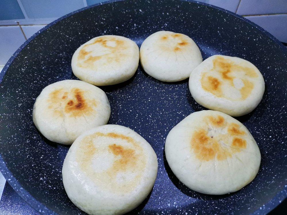 蓬松柔软的发面饼，在家就能做！