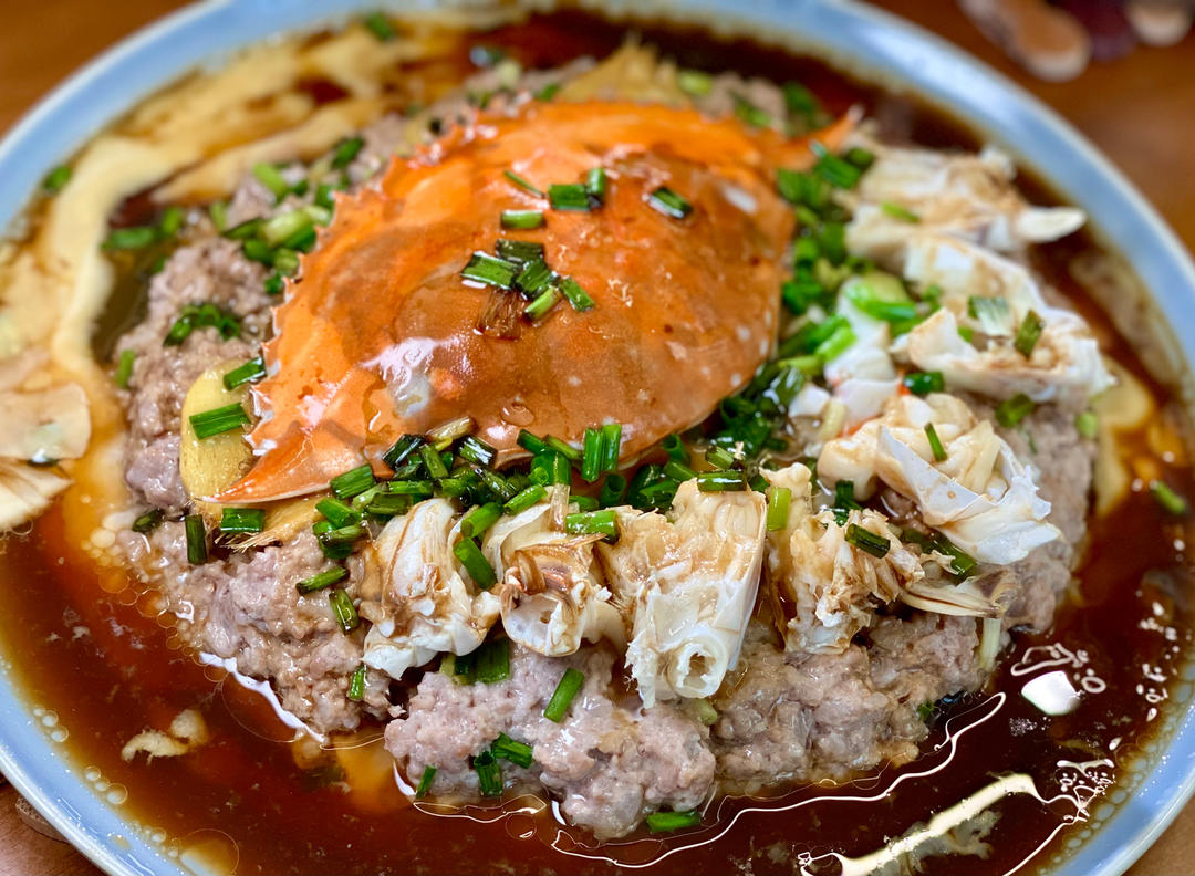 肉饼白玉葱油蟹