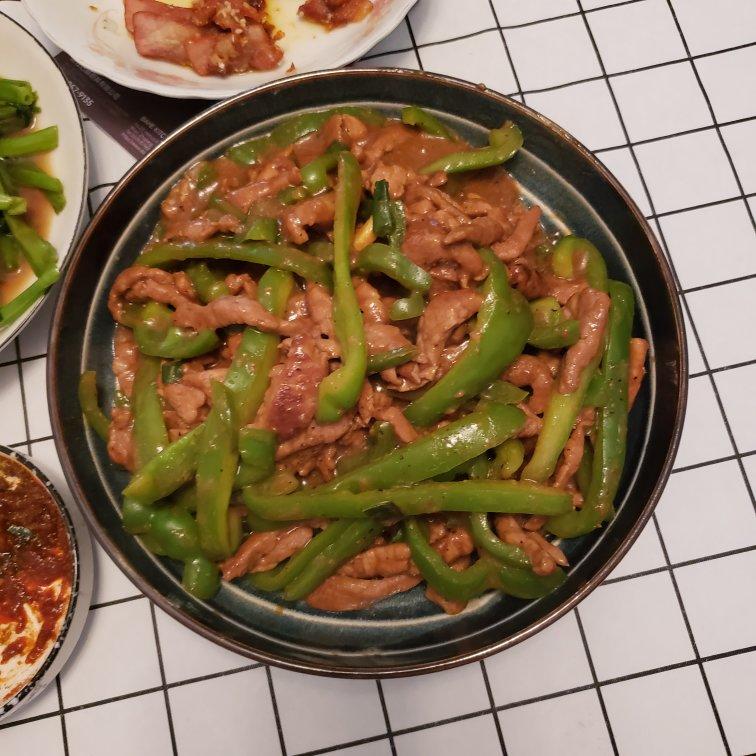青椒肉丝，这菜，太费饭
