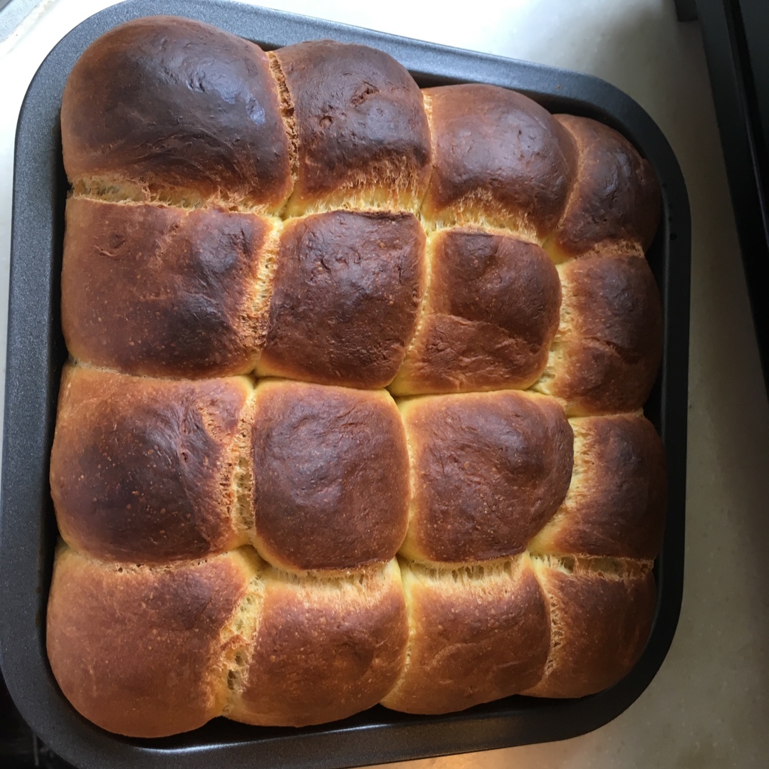 胡萝卜餐包（超柔小面包）