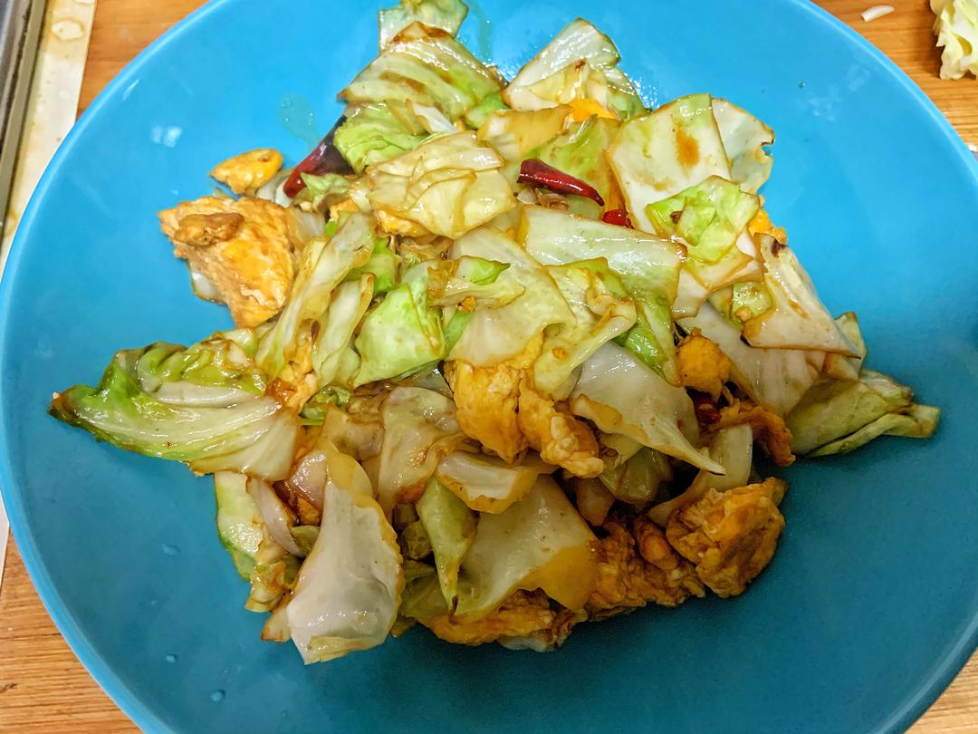 包菜炒鸡蛋