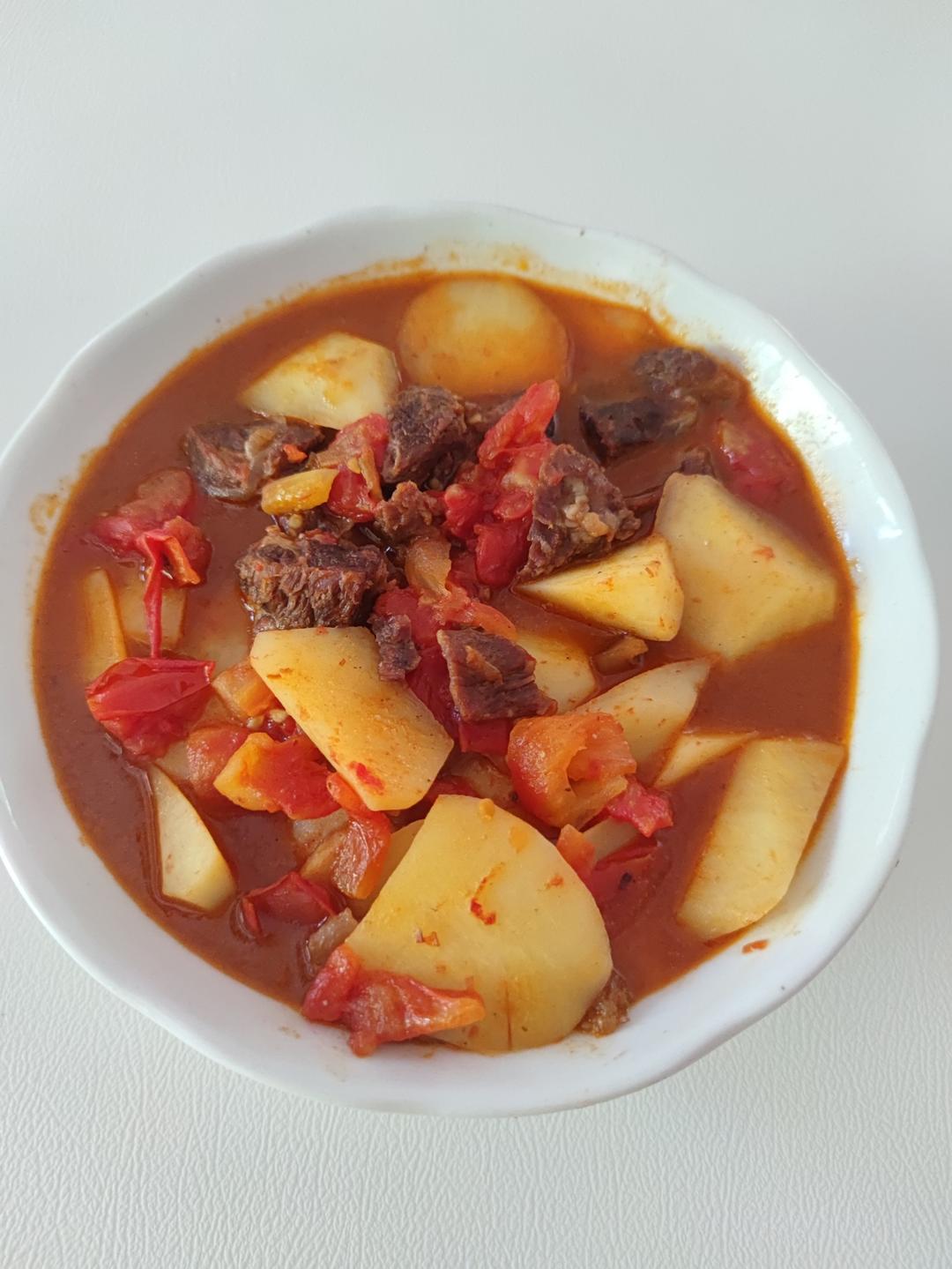 土豆番茄炖牛腩（高压锅版）