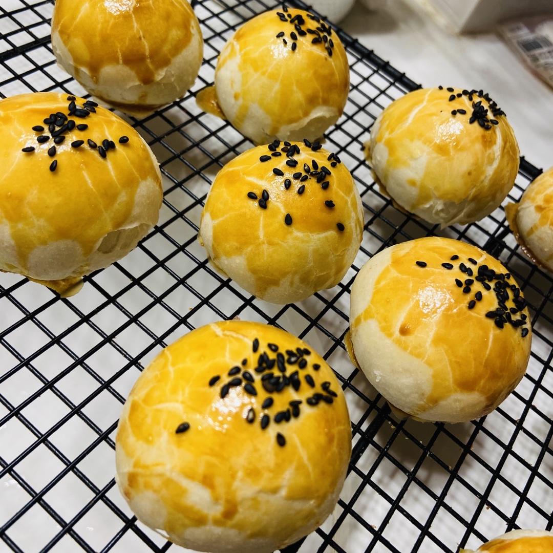 蛋黄酥