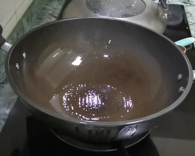 十分钟搞定自制黄油焦糖爆米花（普通干玉米粒）的做法 步骤8