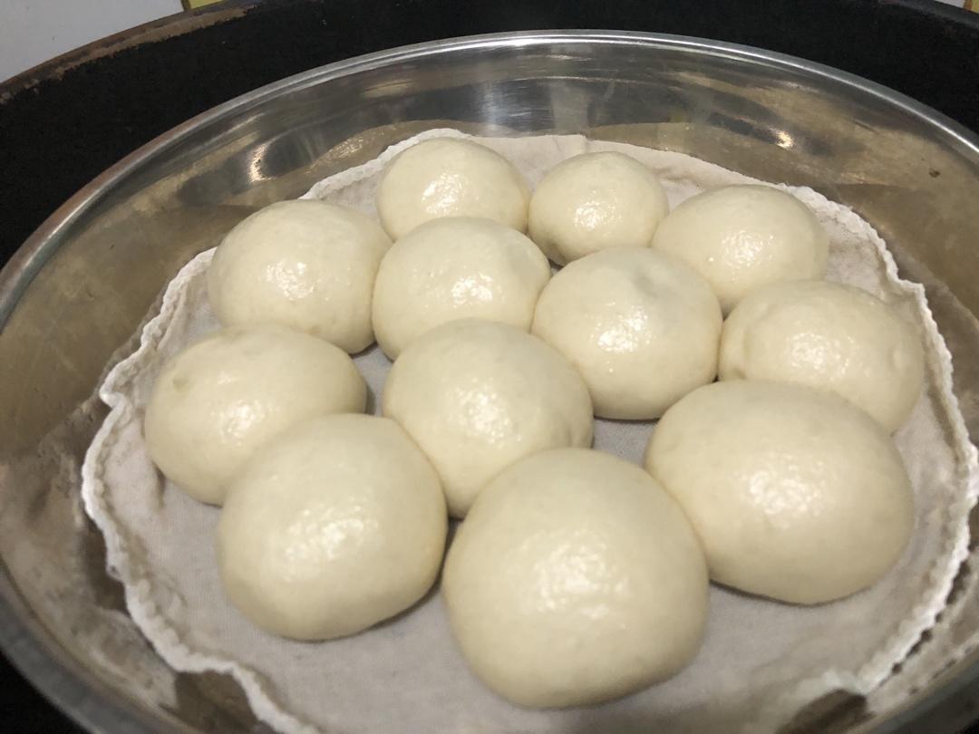 新手做馒头也能100%成功——附上非常详细的视频步骤（一次发酵法）