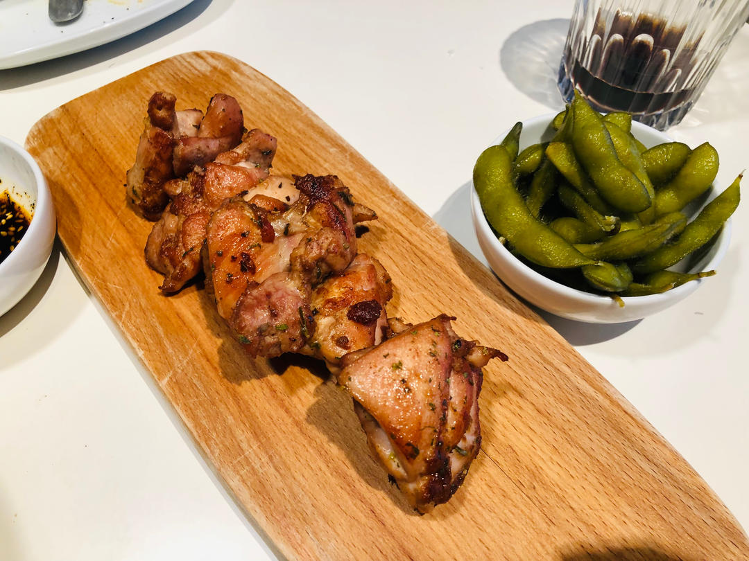 Crispy Garlic Chicken Thighs