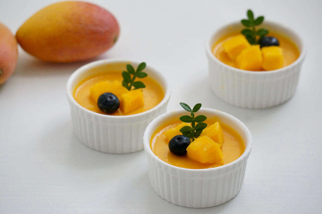 免烤箱❗🥭芒果奶冻布丁～搅一搅就能做～