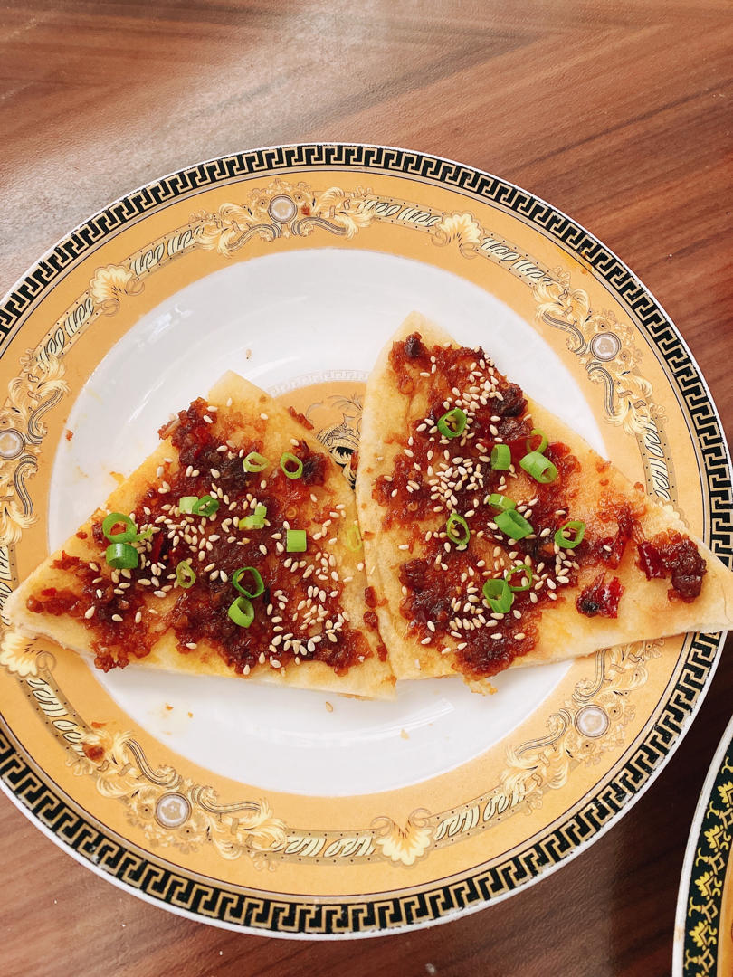 酱香饼：秘制酱汁