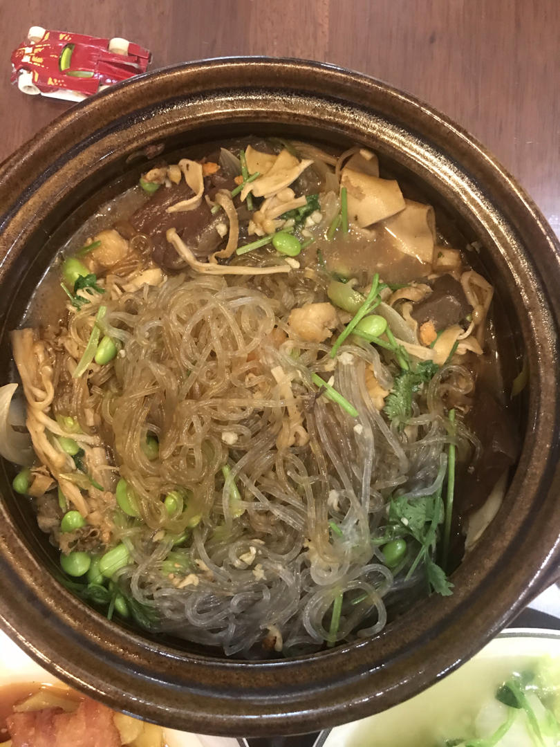 鸭血粉丝煲