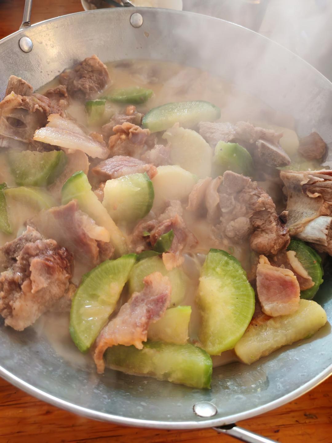 沙沙土豆胡萝卜炖牛肉