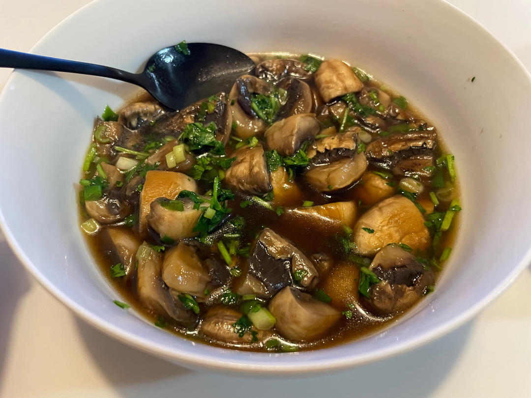 一口难忘的鲜香蘑菇🍄