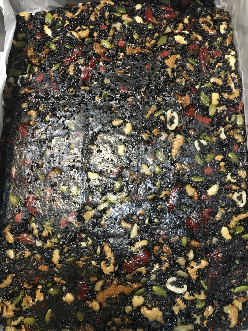 芝麻核桃糕（老少皆宜零失败）