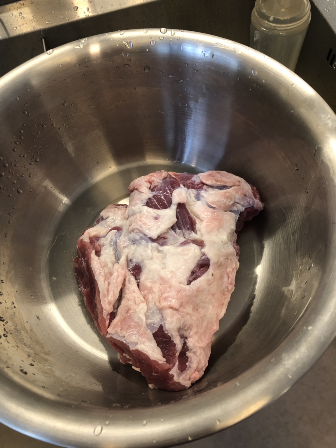 超美味炖牛肉的做法 步骤1