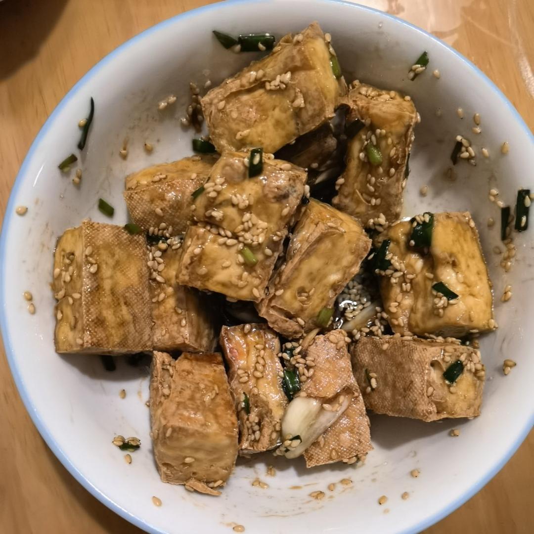 小吃｜街边酥炸豆腐附酱汁（空气炸锅版）