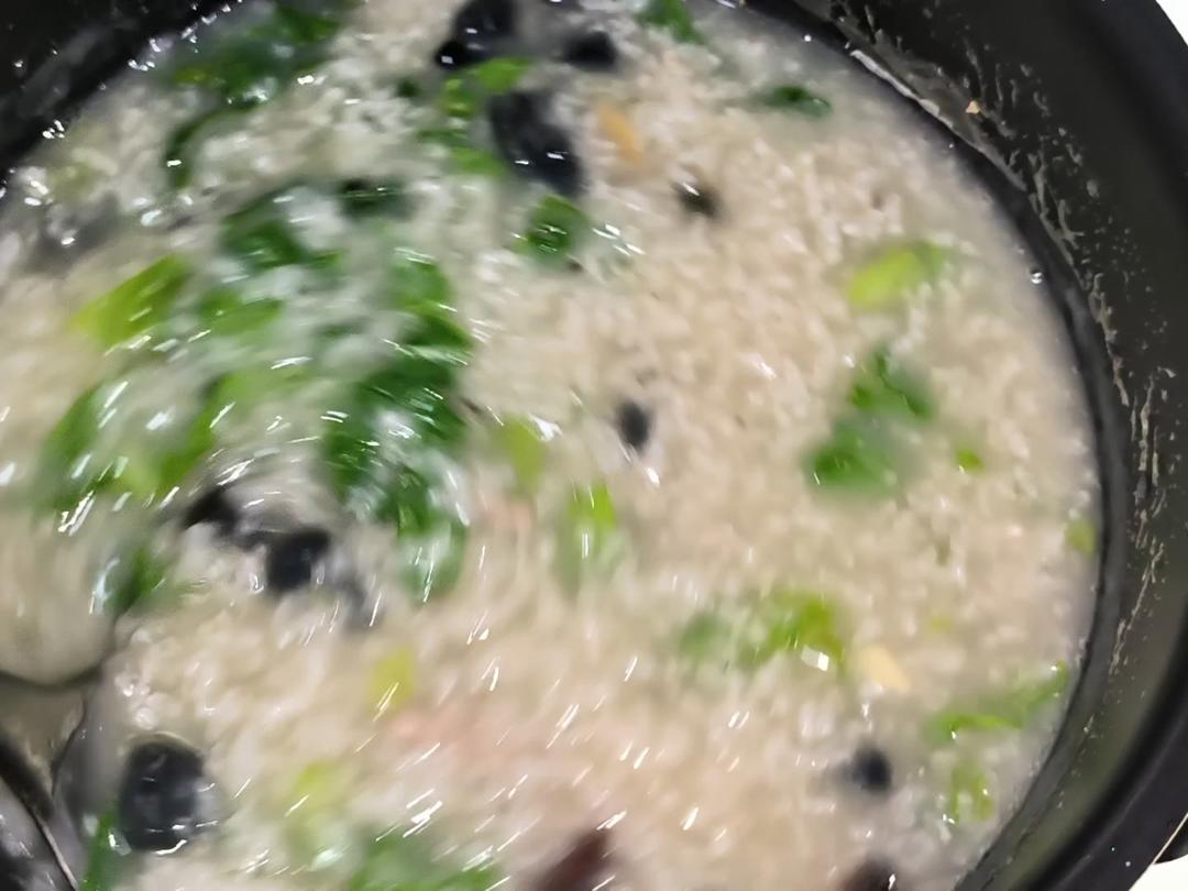 十五分钟快手之香滑皮蛋瘦肉粥(附五分钟电饭煲电压力锅更快捷方法)