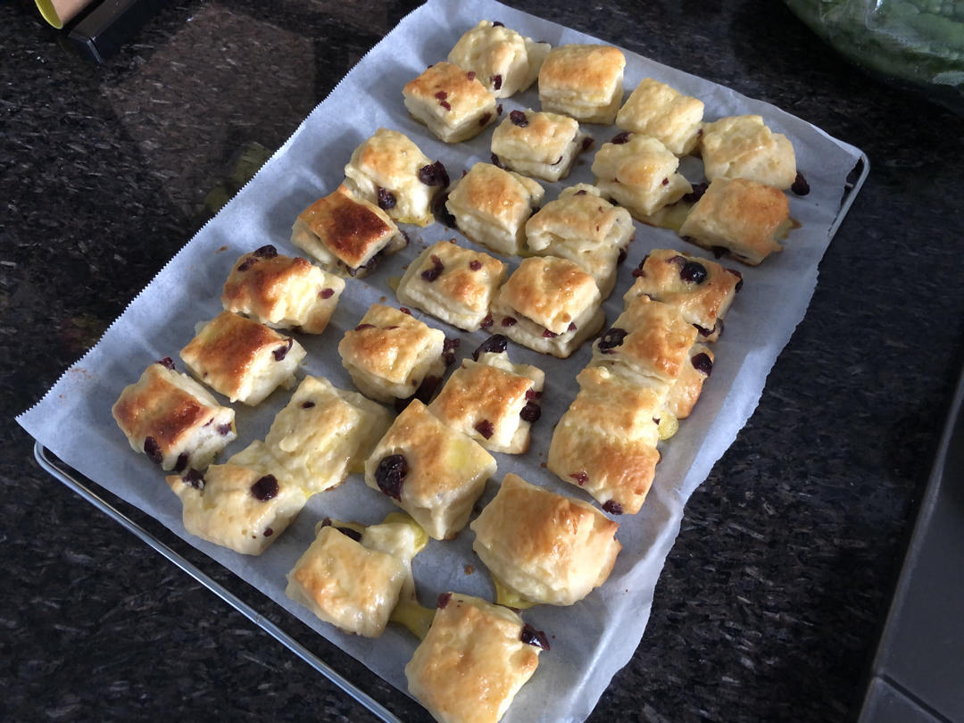 蔓越莓优格小面包块