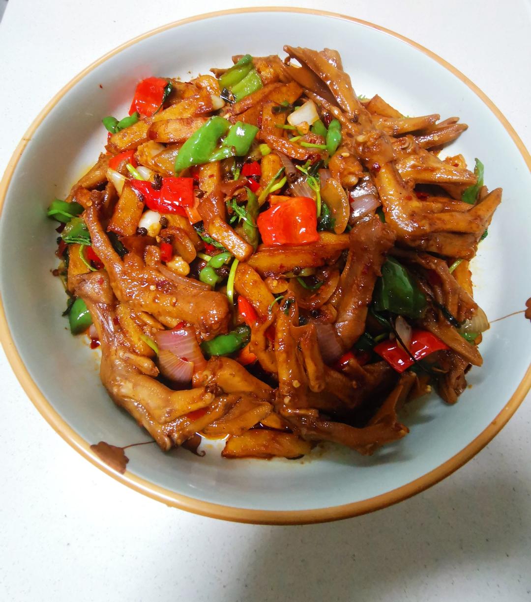 糯香鸭掌干锅—来自干锅发源地的保姆级菜谱