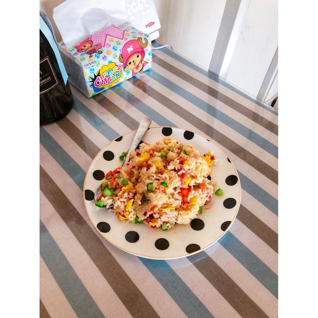 XO酱炒饭：阿干妈的厨房称霸之路，从这瓶酱开始【曼达小馆】