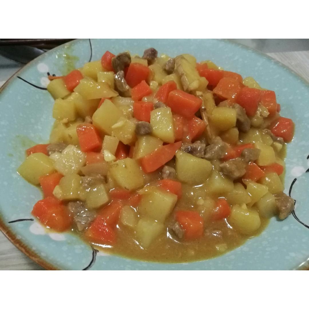 咖喱土豆牛肉