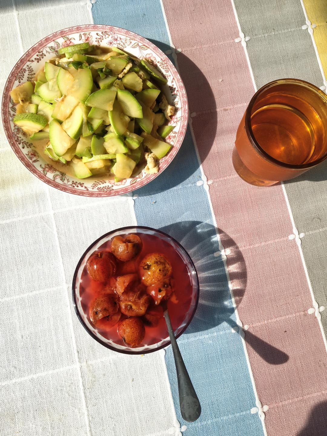 一人食，认真吃饭的故事