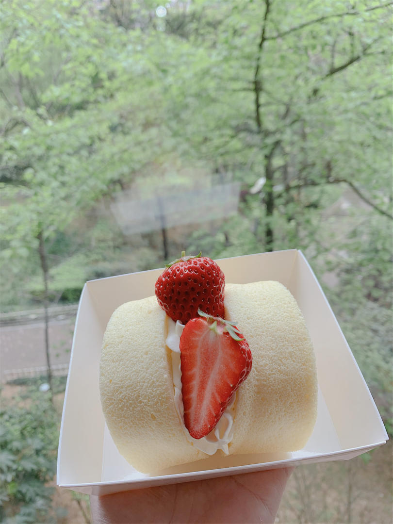 草莓🍓抱抱蛋糕卷