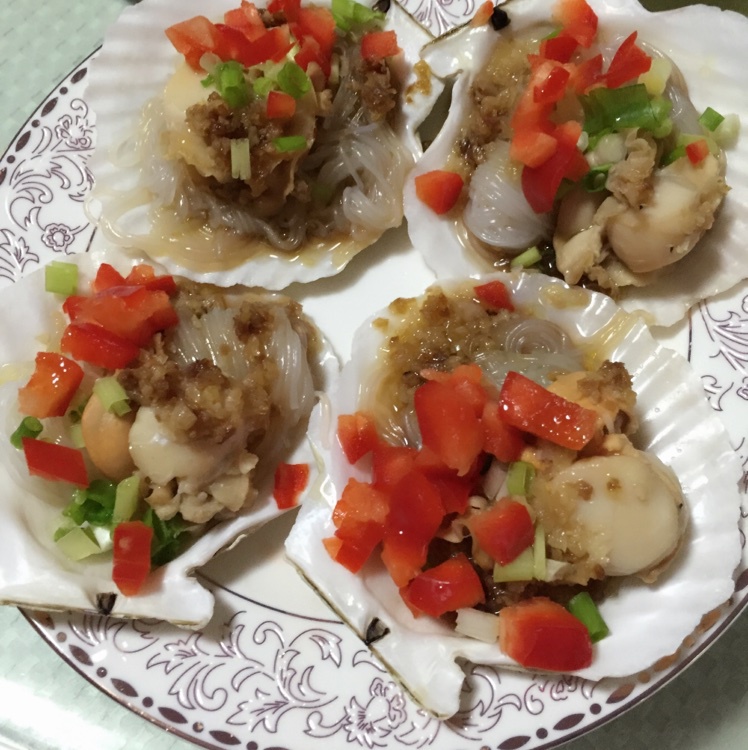 蒜蓉粉丝蒸扇贝