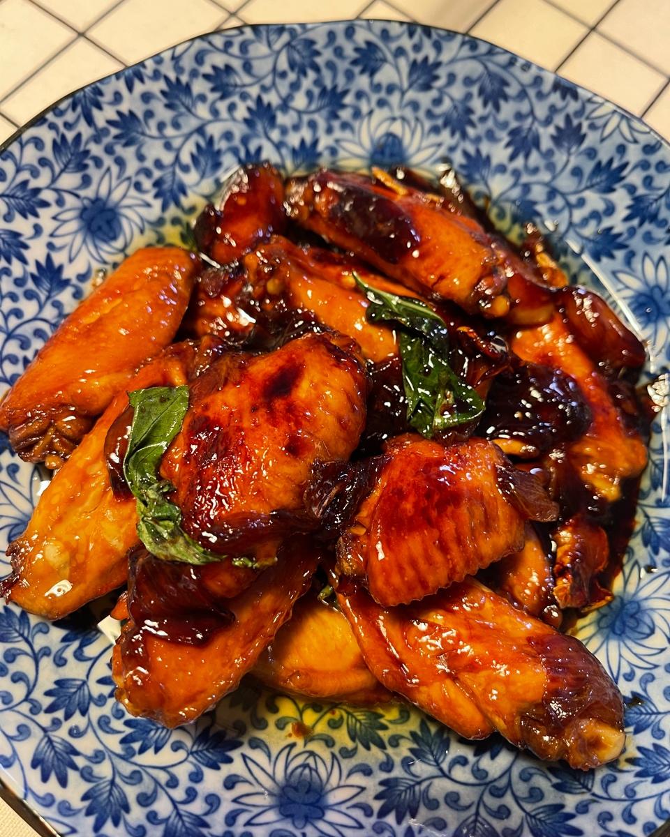 正宗台式三杯鸡（零失败！周围朋友全都赞不绝口！ 😁）