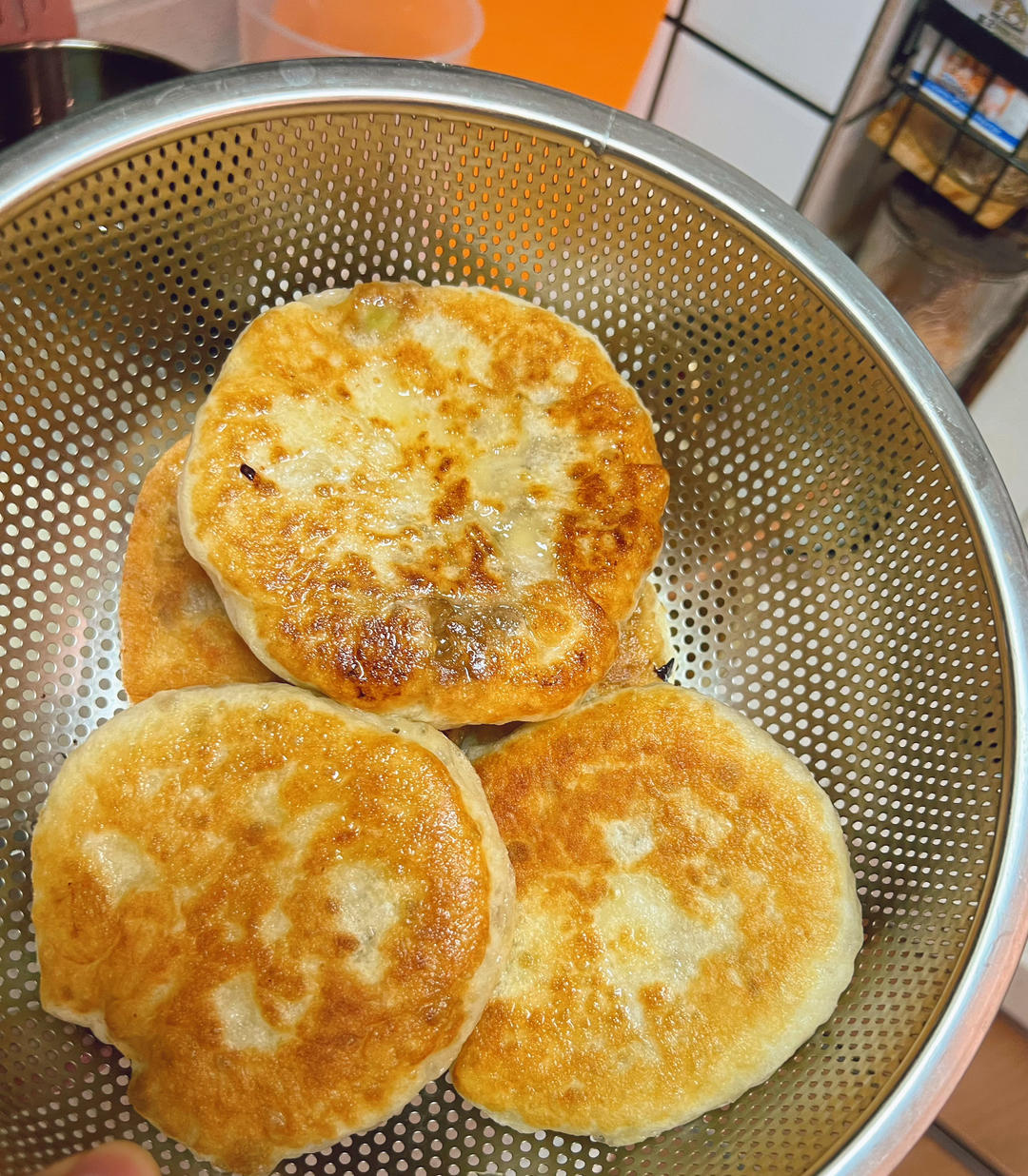 超喧软的馅饼，冷了也不会变硬，全程不用揉面