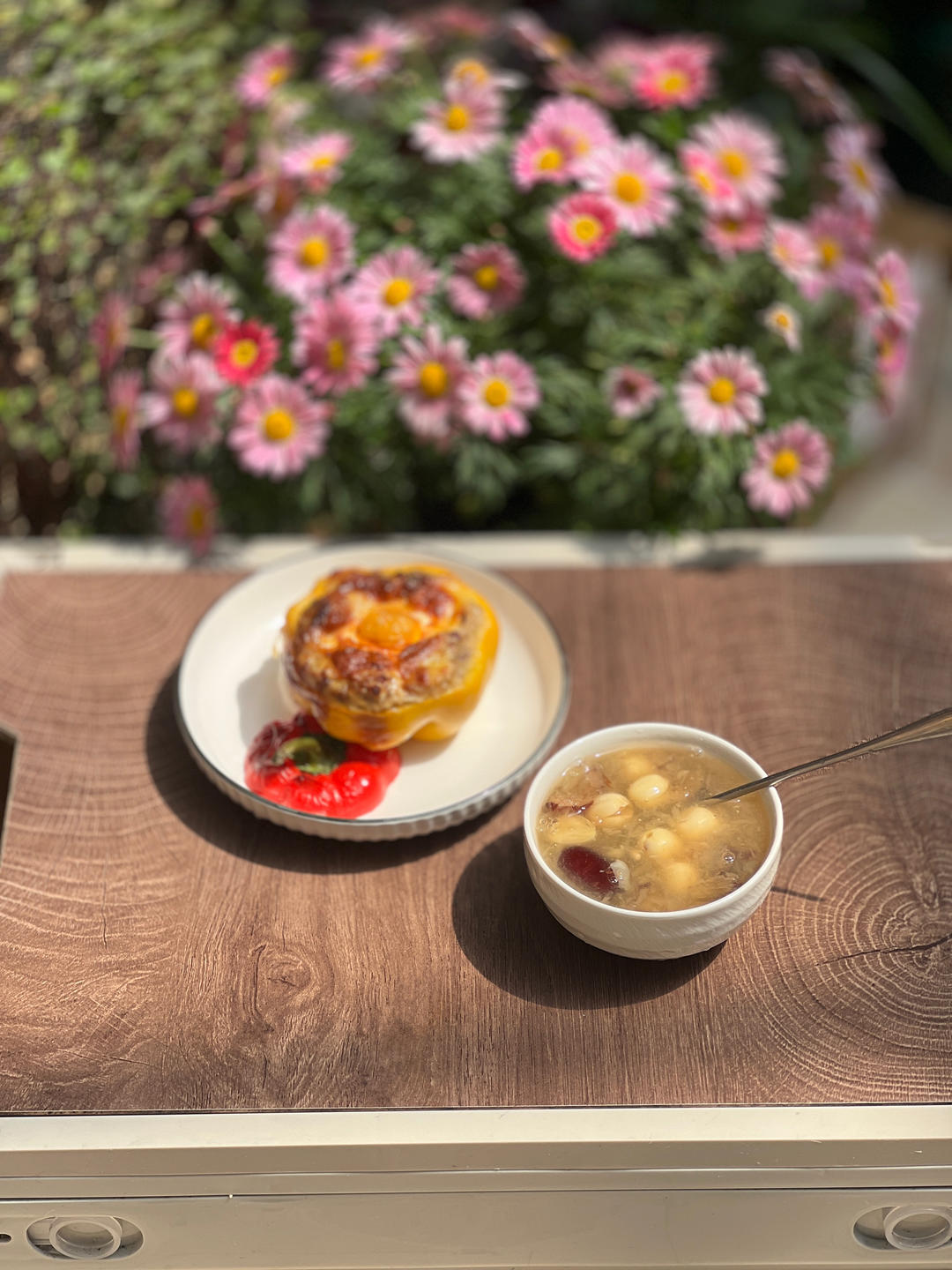 彩椒和牛牛肉芝士杯