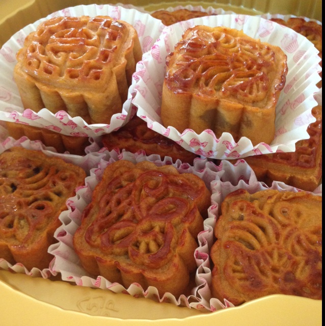 蛋黄豆沙广月