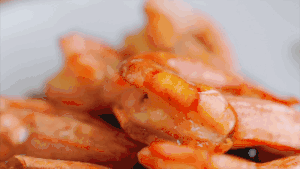 必备年菜油焖大虾的做法 步骤16
