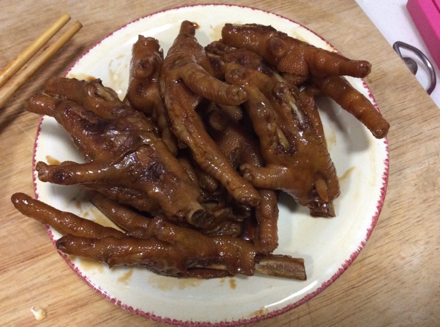 秘制红烧鸡爪