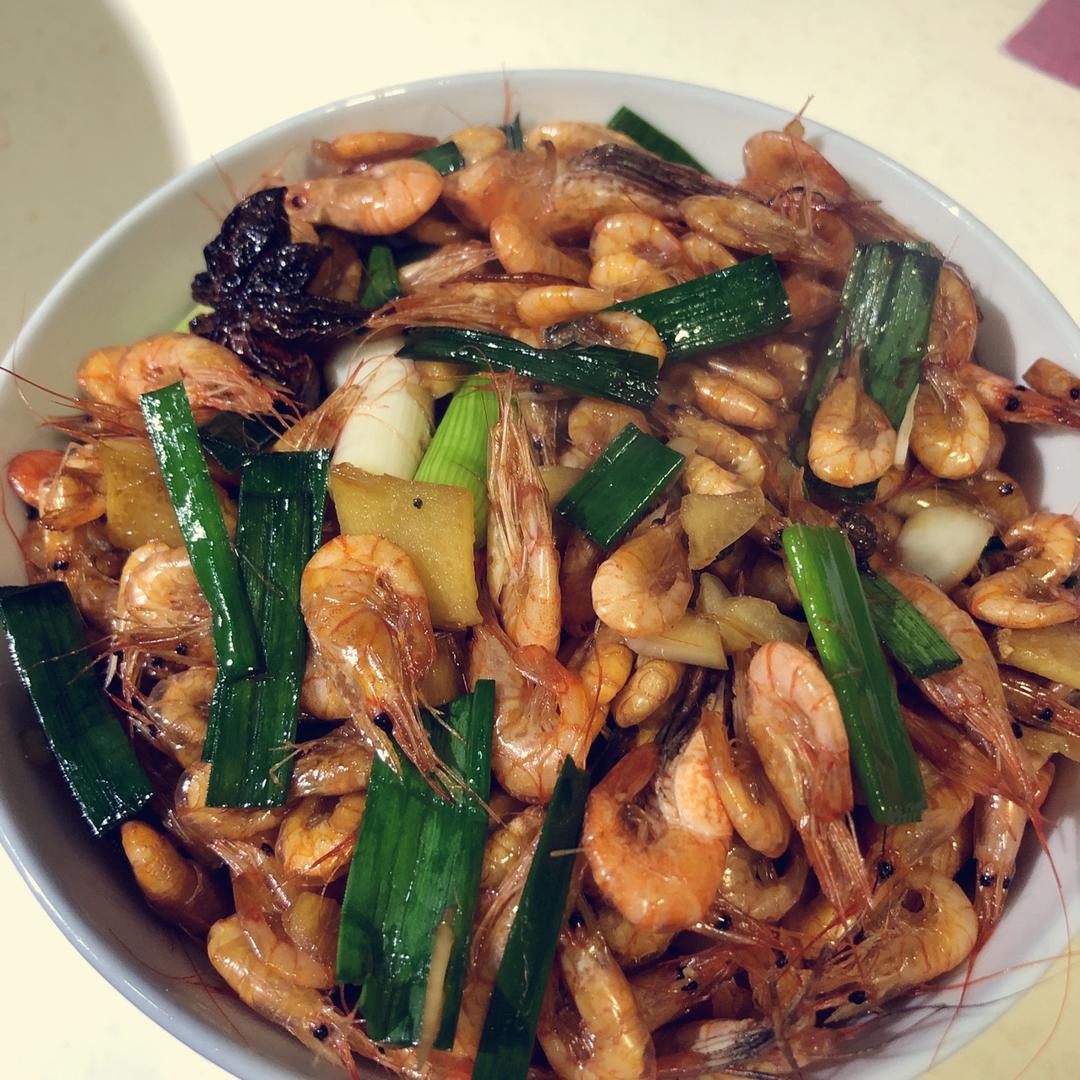 爆炒小河虾