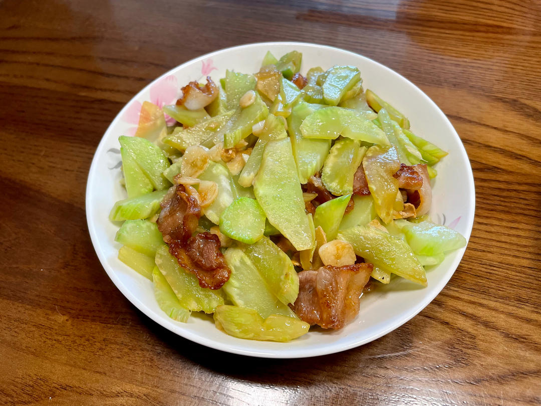 莴笋炒肉