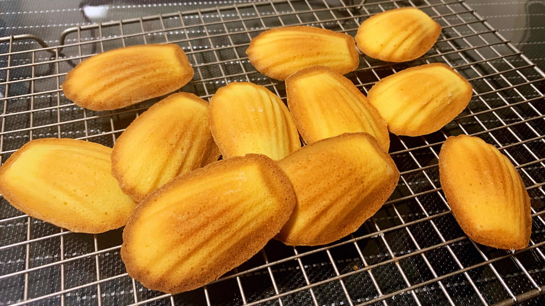 玛德琳蛋糕