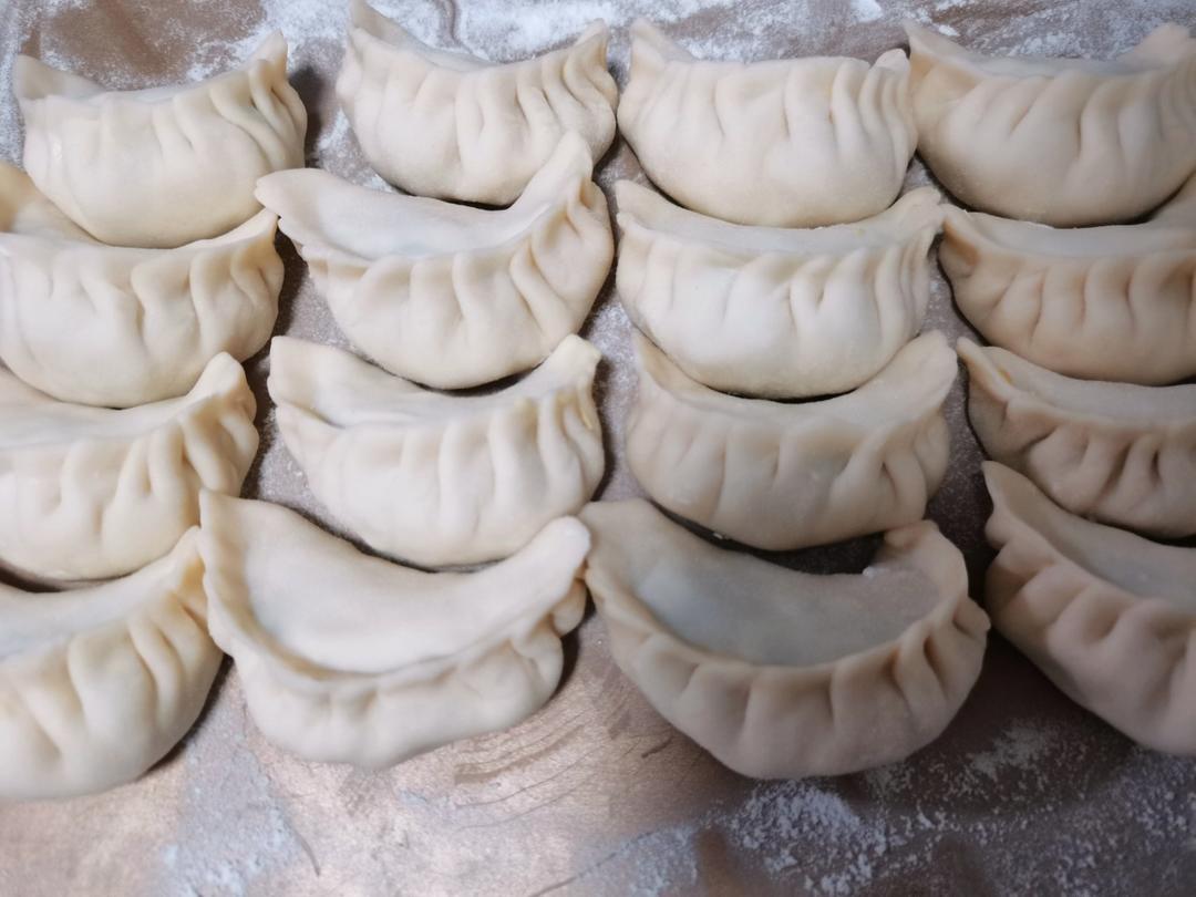 韭菜大虾蒸饺 Steamed Dumplings – Prawn & Chives