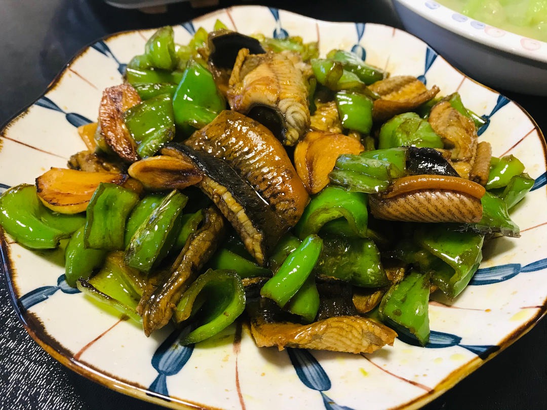 青椒爆炒鳝背