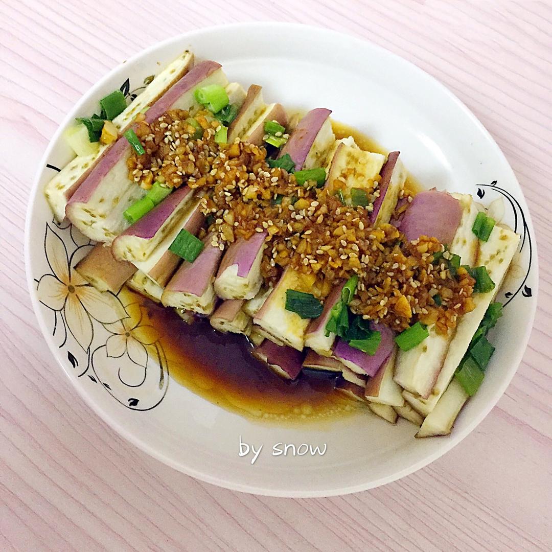 蒜泥拌蒸茄条