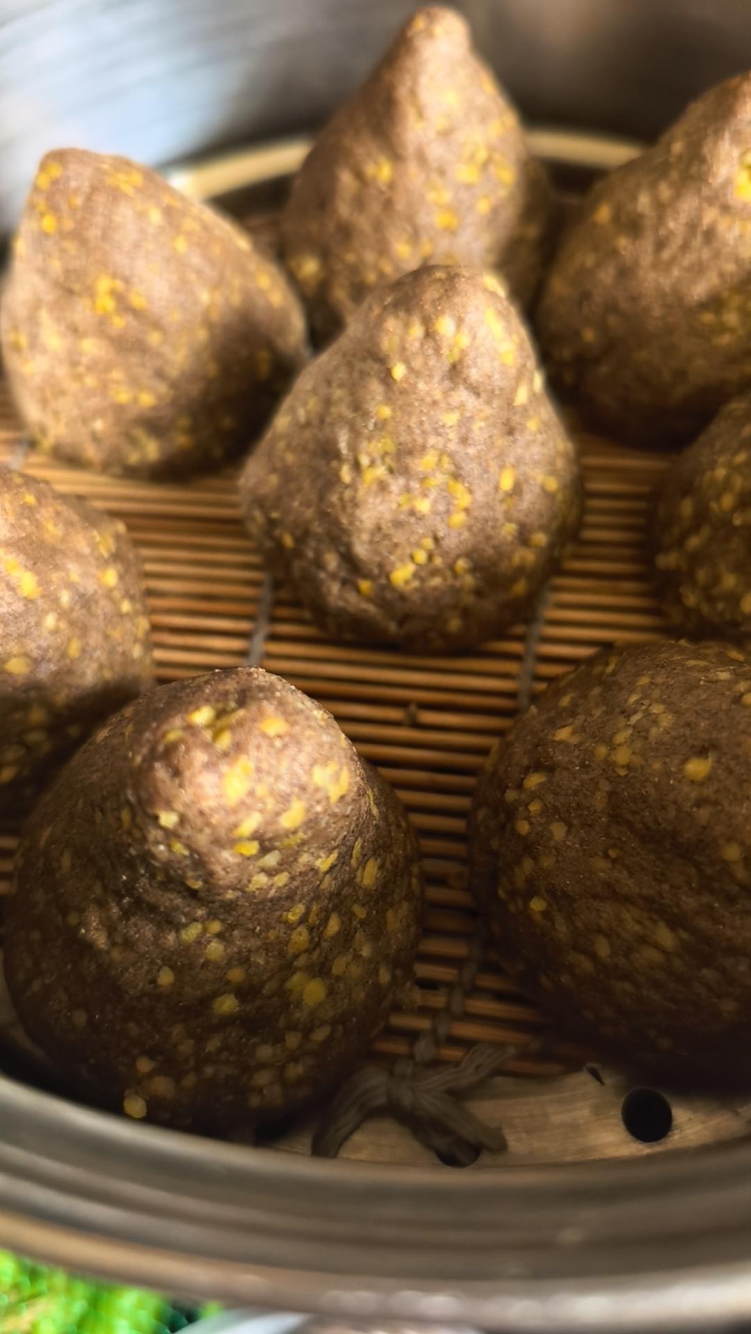 软软糯糯的玉米全麦窝窝头