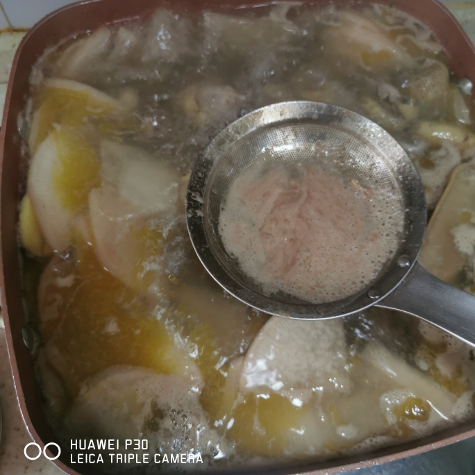 传统川菜～酸萝卜老鸭汤的做法 步骤5