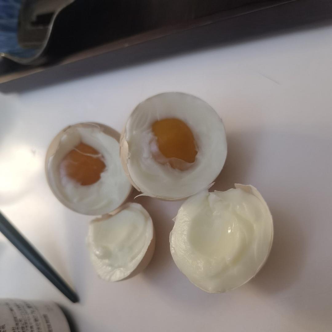 牛油果温泉蛋拌饭