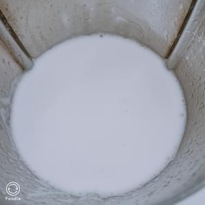 孩子们喜欢得不得了的润肺甜品：莲子雪梨银耳芋泥鹌鹑蛋糖水（小美制）的做法 步骤7