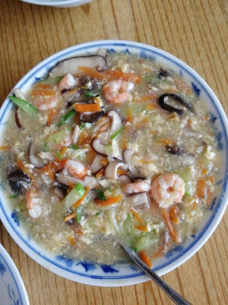 海参鲜虾鲜蔬面