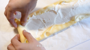 视频【奶茶千层蛋糕·新手也能做出的超薄可丽饼】3分钟学会千层蛋糕、毛巾卷、班戟的做法 步骤14