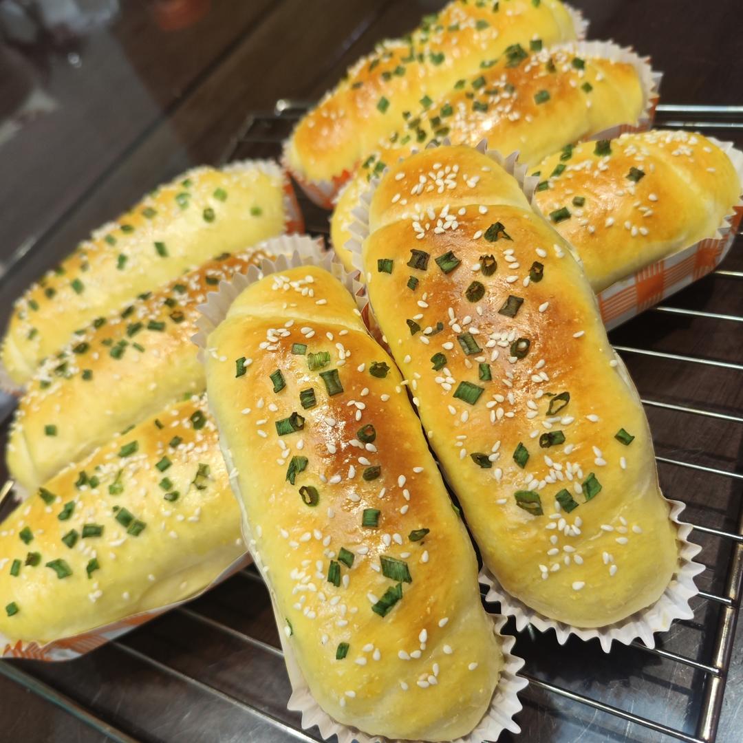 超满足超软肉松小面包